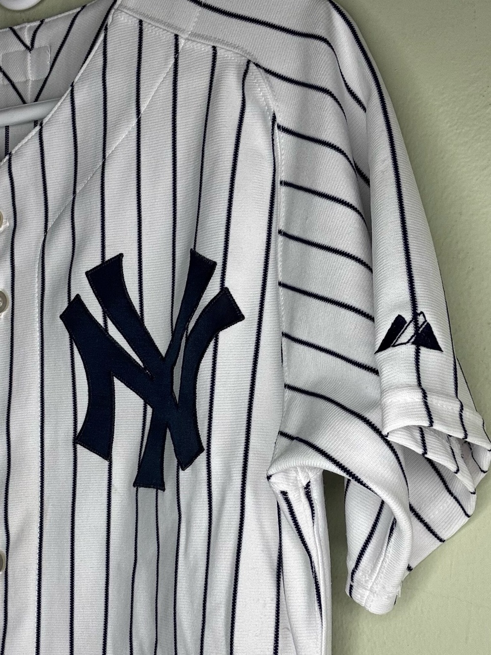 Jorge Posada New York Yankees Majestic Authentic home pinstripe jersey, size 40 - Picture 5 of 8